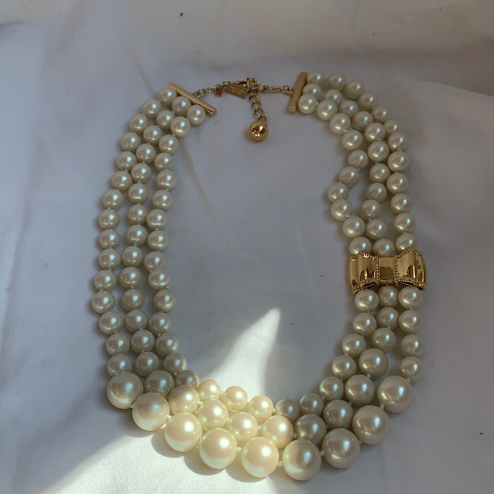 Kate Spade Pearl necklace